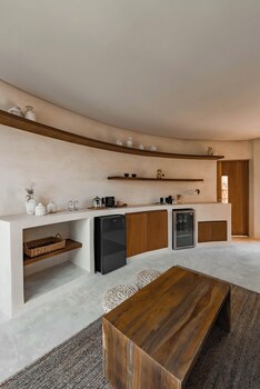 Panoramic Penthouse | Private kitchen | Mini-fridge, espresso maker, coffee/tea maker, electric kettle