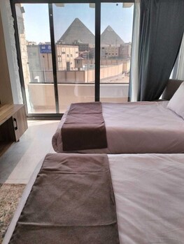 Deluxe Twin Room | Minibar, soundproofing, free WiFi, bed sheets