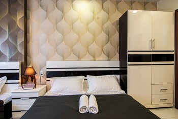 Deluxe Triple Room | Free WiFi, bed sheets