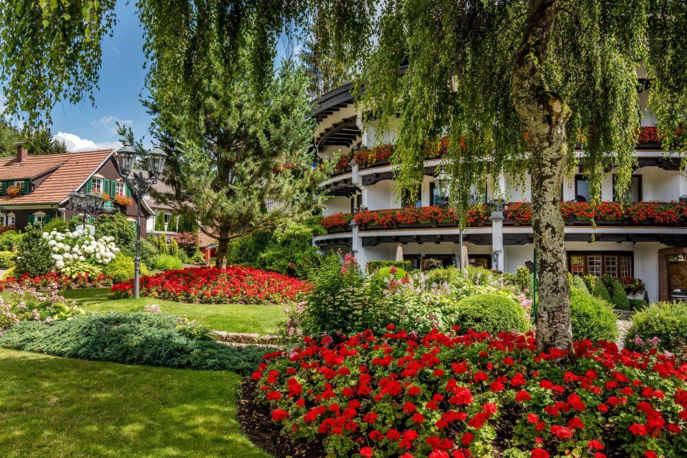 Edificio del hotel de estilo arquitectónico europeo tradicional